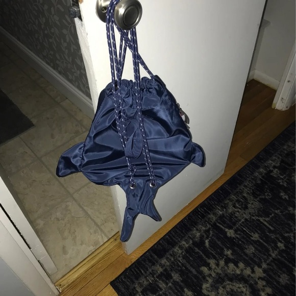 Kids drawstring shark bag - Picture 4 of 8